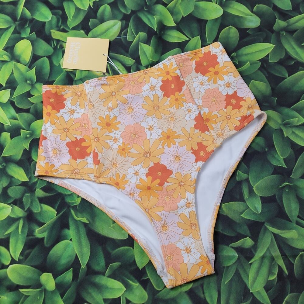 NWT Charlie Holiday Marty High Waist Retro 70s Daisy Floral Bikini Bottom size M